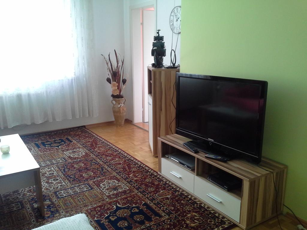 Ferienwohnung Burgblick Kapfenberg Szoba fotó